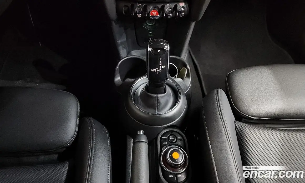Mini Cooper 2021 1.5 автомат (гидро), фото 12