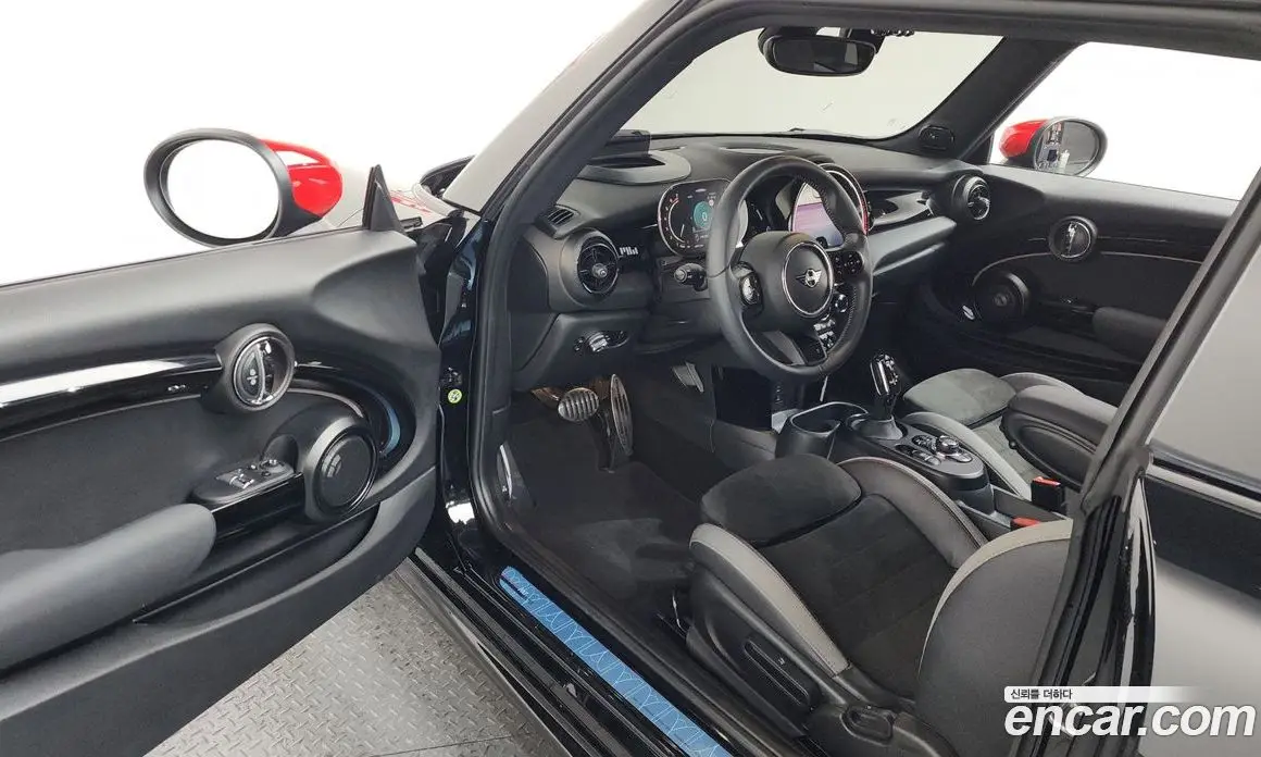 Mini Cooper 2022 2.0 автомат (гидро), фото 10 Mini Cooper 2022 2.0 автомат (гидро), фото 10