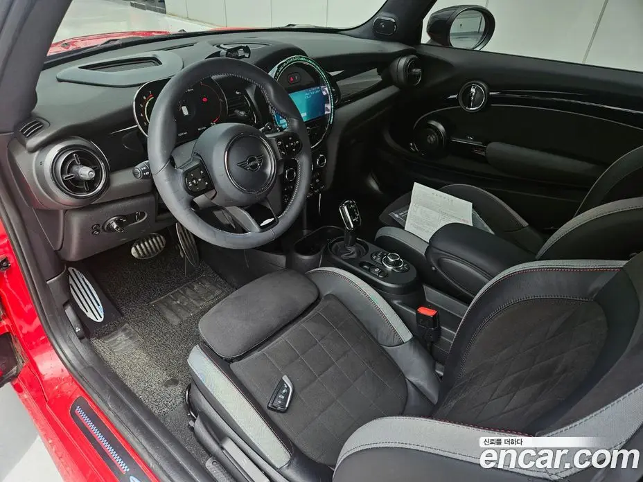 Mini Cooper 2023 2.0 автомат (гидро), фото 10 Mini Cooper 2023 2.0 автомат (гидро), фото 10