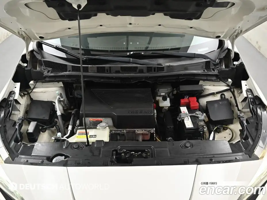 Nissan Leaf 2019 автомат (гидро), фото 6 Nissan Leaf 2019 автомат (гидро), фото 6
