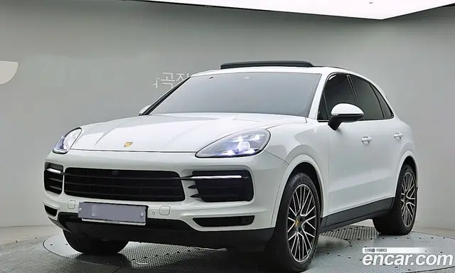 Porsche Cayenne 2020 3.0 автомат (гидро), миниатюра 1