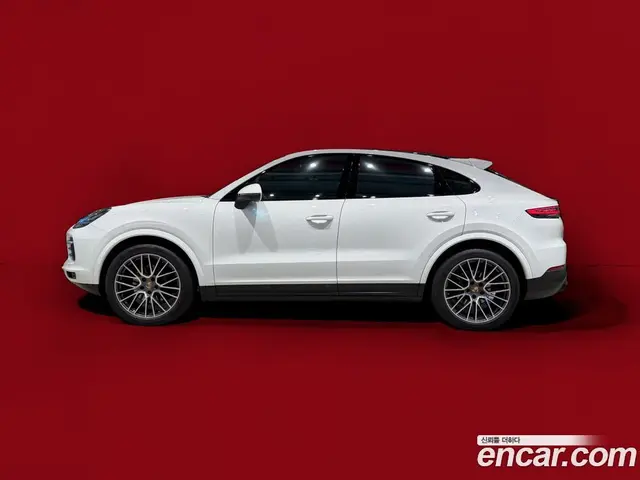 Porsche Cayenne, 2022, 65 000 км