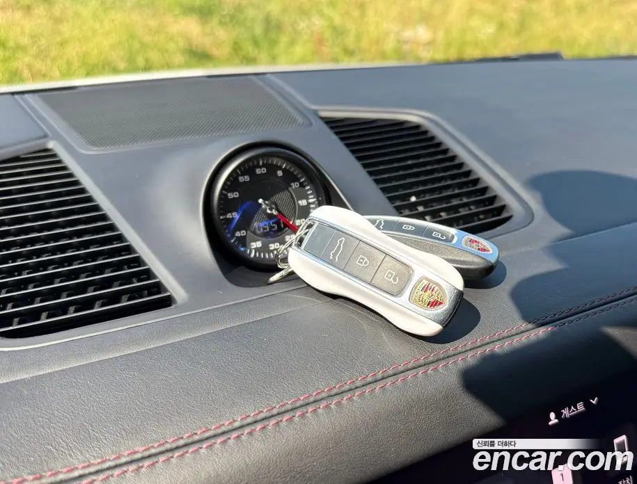 Porsche Cayenne 2022 3.0 автомат (гидро), фото 17