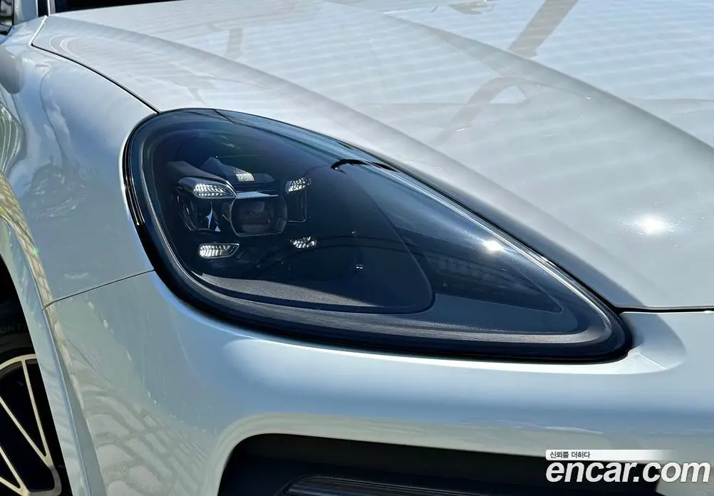 Porsche Cayenne 2022 3.0 автомат (гидро), фото 6