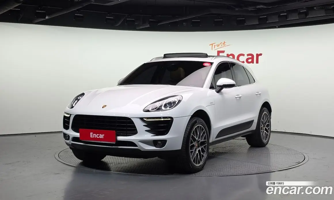 Porsche Macan 2016 3.0 автомат (гидро), фото 1 Porsche Macan 2016 3.0 автомат (гидро), фото 1