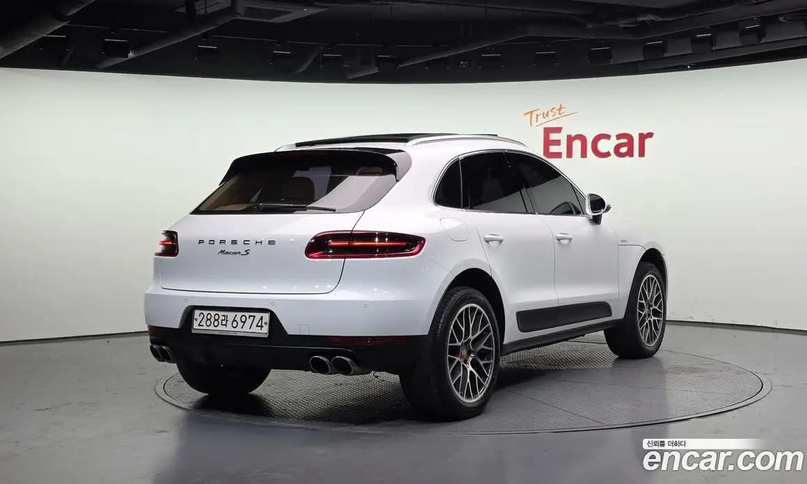 Porsche Macan 2016 3.0 автомат (гидро), фото 2 Porsche Macan 2016 3.0 автомат (гидро), фото 2