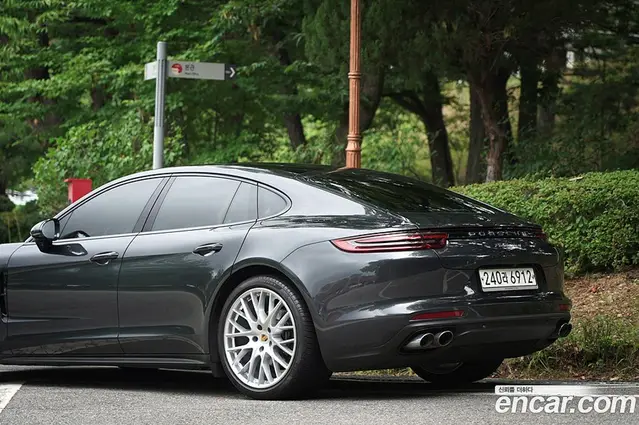 Porsche Panamera 2020 3.0 автомат (гидро), миниатюра 3 Porsche Panamera 2020 3.0 автомат (гидро), миниатюра 3