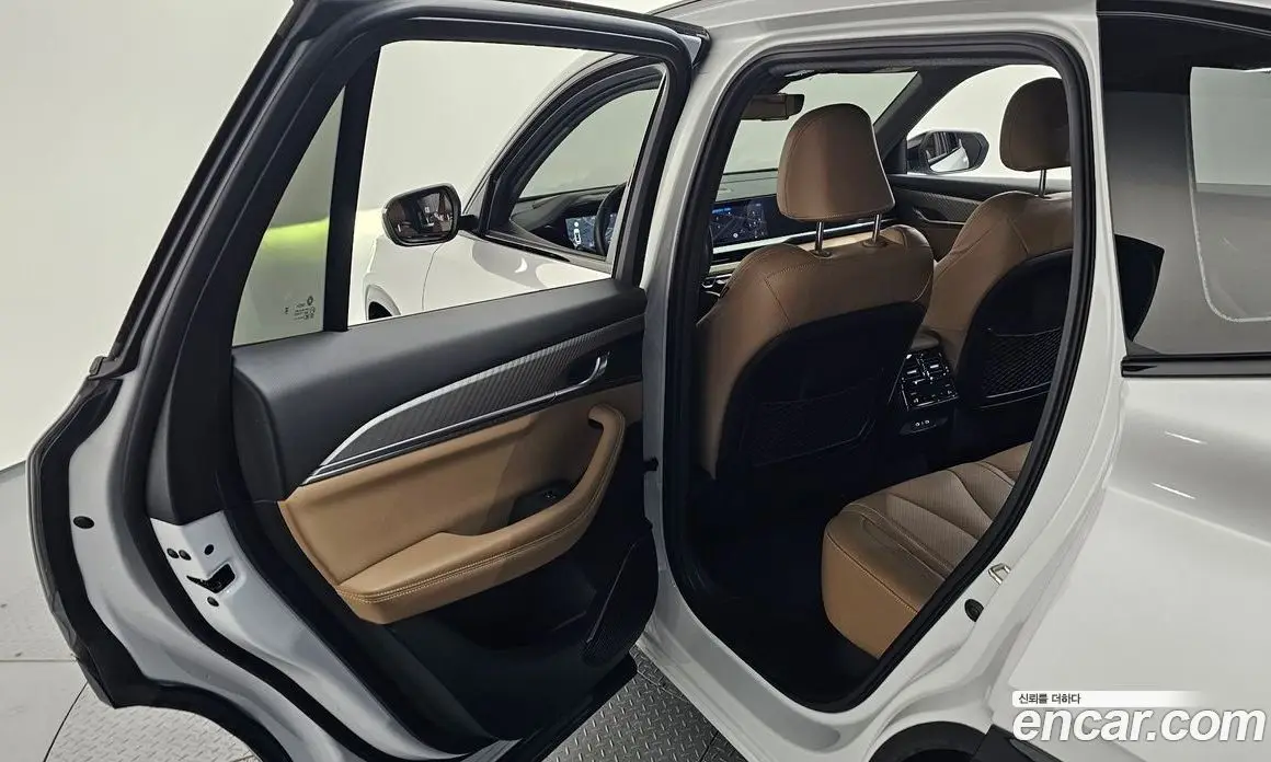 Renault (Samsung) Grand Koleos 2024 1.5 автомат (гидро), фото 25