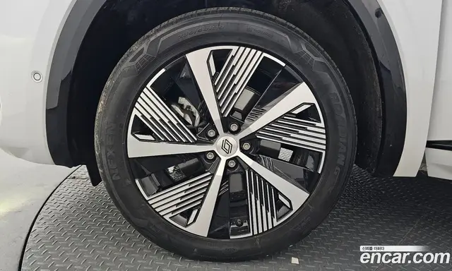 Renault (Samsung) Grand Koleos 2024 1.5 автомат (гидро), миниатюра 4