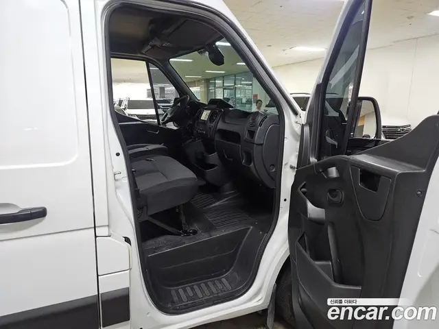 Renault (Samsung) Master 2019 2.3 механика, миниатюра 8 Renault (Samsung) Master 2019 2.3 механика, миниатюра 8