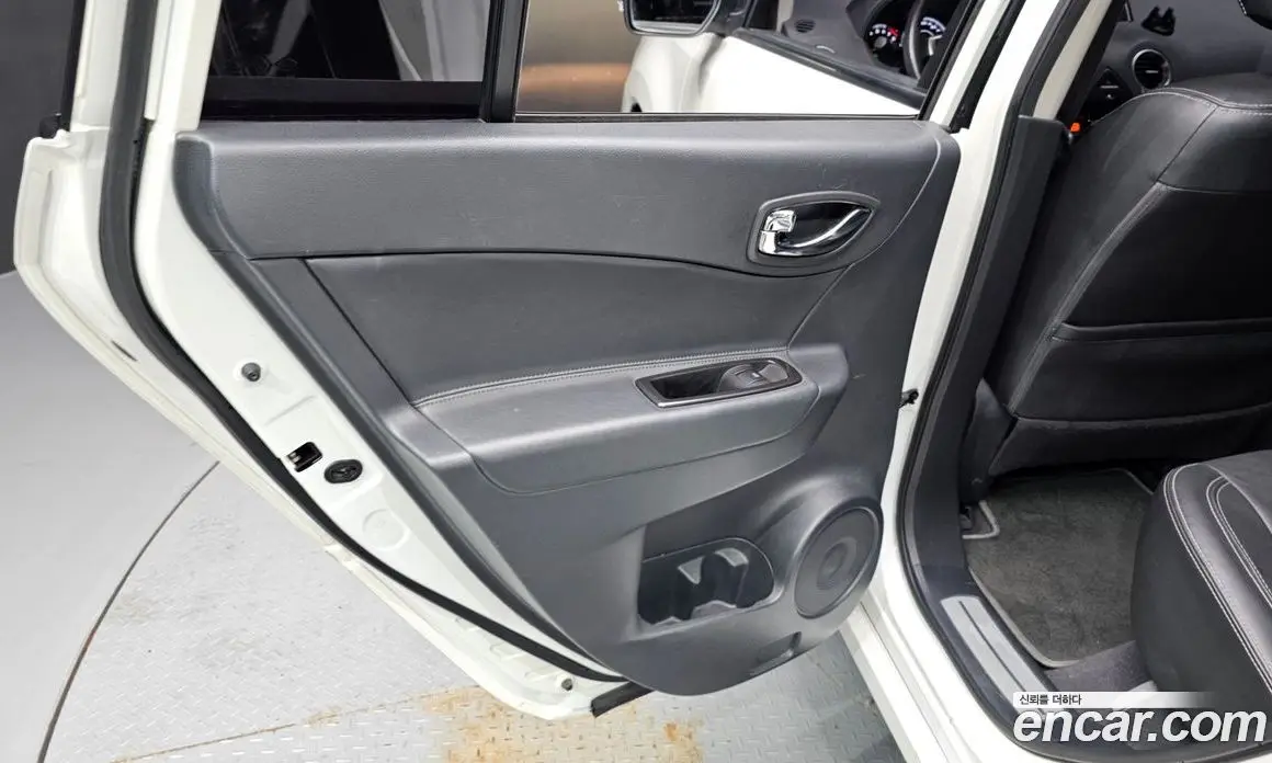 Renault (Samsung) QM5 2014 2.0 автомат (гидро), фото 15 Renault (Samsung) QM5 2014 2.0 автомат (гидро), фото 15