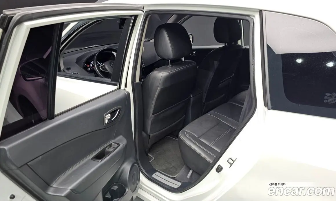 Renault (Samsung) QM5 2014 2.0 автомат (гидро), фото 23 Renault (Samsung) QM5 2014 2.0 автомат (гидро), фото 23
