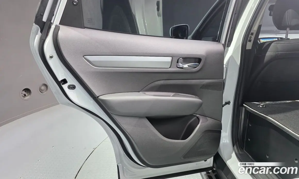 Renault (Samsung) QM6 2023 2.0 автомат (гидро), фото 15 Renault (Samsung) QM6 2023 2.0 автомат (гидро), фото 15