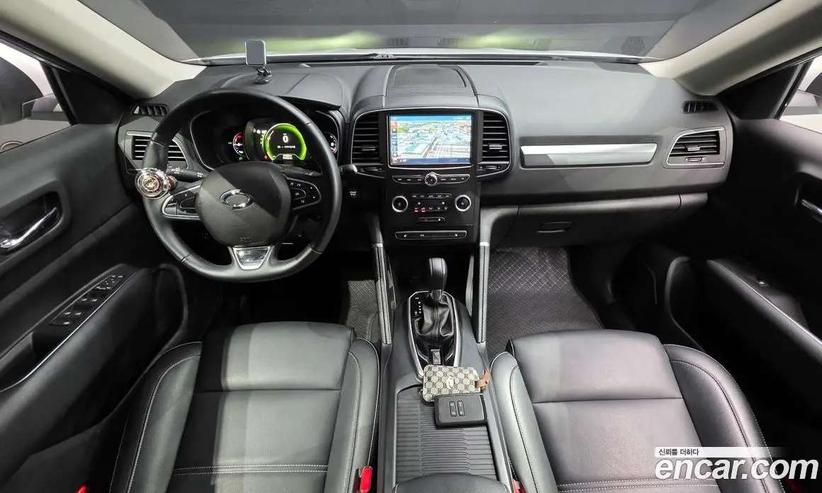 Renault (Samsung) QM6 2023 2.0 автомат (гидро), фото 10 Renault (Samsung) QM6 2023 2.0 автомат (гидро), фото 10