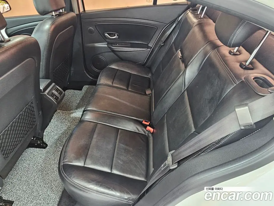 Renault (Samsung) SM3 2011 1.6 автомат (гидро), фото 20 Renault (Samsung) SM3 2011 1.6 автомат (гидро), фото 20