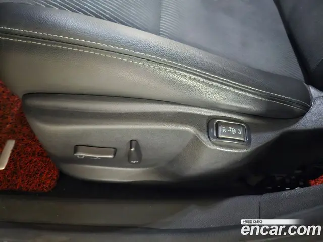 Renault (Samsung) SM3 2015 1.6 автомат (гидро), миниатюра 10 Renault (Samsung) SM3 2015 1.6 автомат (гидро), миниатюра 10