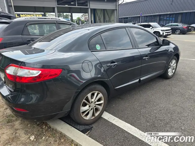 Renault (Samsung) SM3 2015 1.6 автомат (вариатор), миниатюра 3