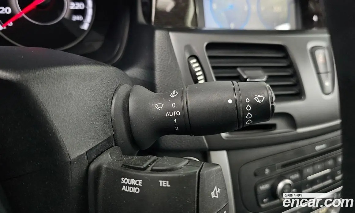 Renault (Samsung) SM5 2017 2.0 автомат (гидро), фото 25 Renault (Samsung) SM5 2017 2.0 автомат (гидро), фото 25