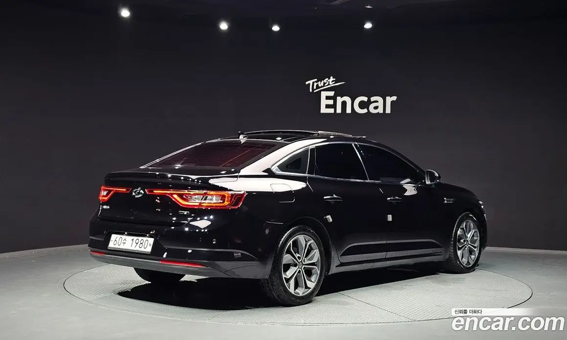 Renault (Samsung) SM6 2018 2.0 автомат (гидро), фото 2 Renault (Samsung) SM6 2018 2.0 автомат (гидро), фото 2