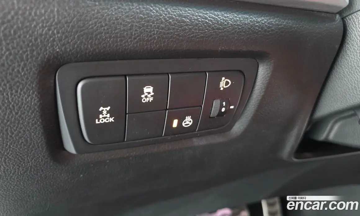 SsangYong Korando 2015 2.0 автомат (гидро), фото 13