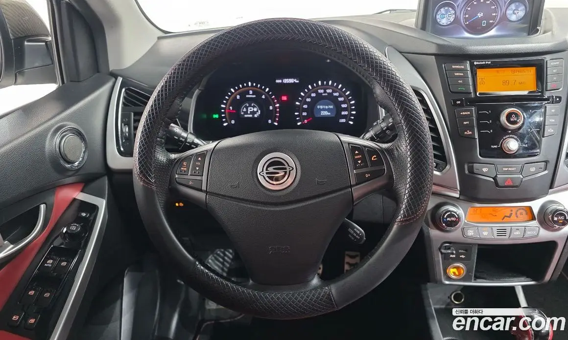 SsangYong Korando 2015 2.0 автомат (гидро), фото 14