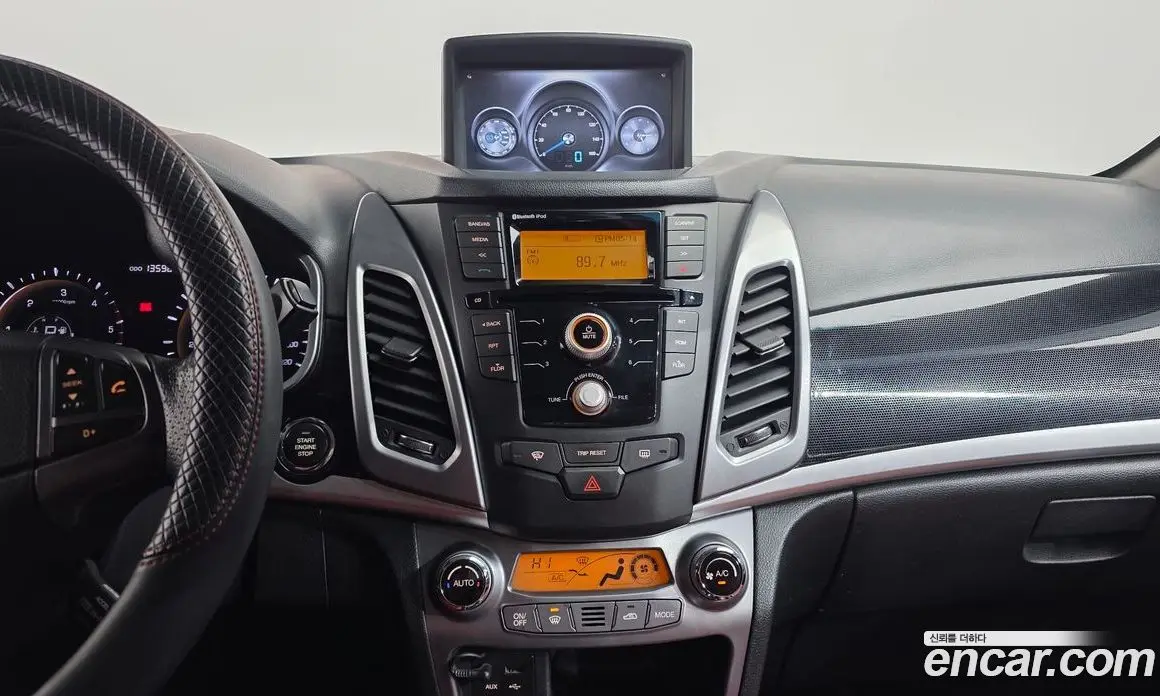 SsangYong Korando 2015 2.0 автомат (гидро), фото 16