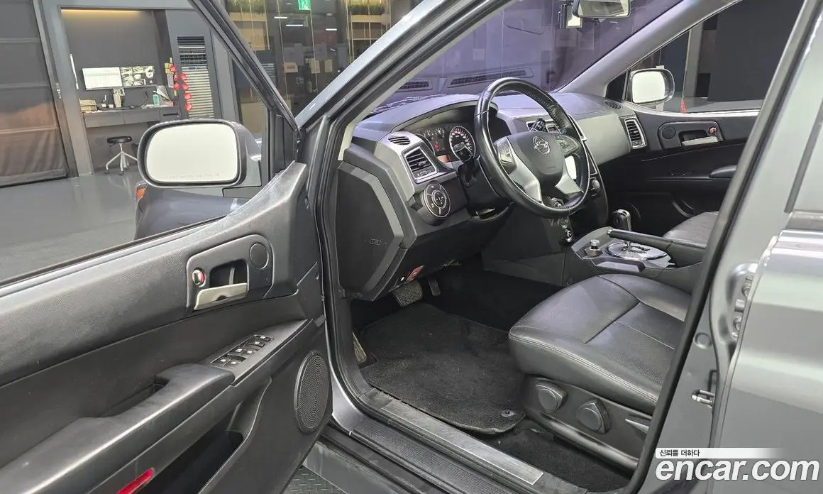 SsangYong Korando 2016 2.2 автомат (гидро), фото 13 SsangYong Korando 2016 2.2 автомат (гидро), фото 13