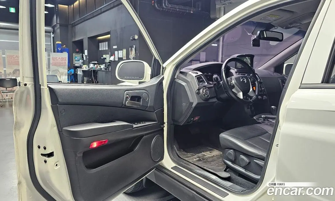 SsangYong Korando 2017 2.2 автомат (гидро), фото 13 SsangYong Korando 2017 2.2 автомат (гидро), фото 13