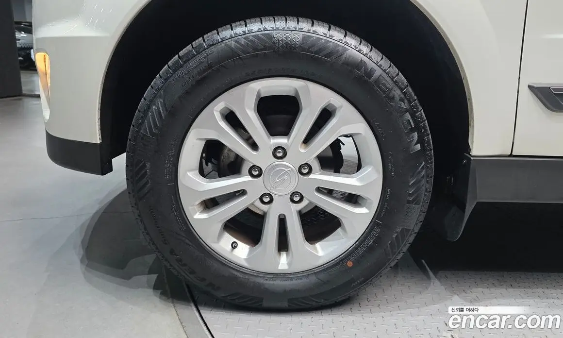SsangYong Korando 2017 2.2 автомат (гидро), фото 5 SsangYong Korando 2017 2.2 автомат (гидро), фото 5