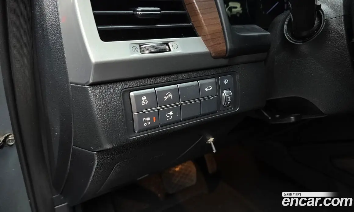 SsangYong Rexton 2018 2.2 автомат (гидро), фото 16