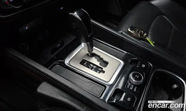 SsangYong Rexton 2018 2.2 автомат (гидро), миниатюра 9