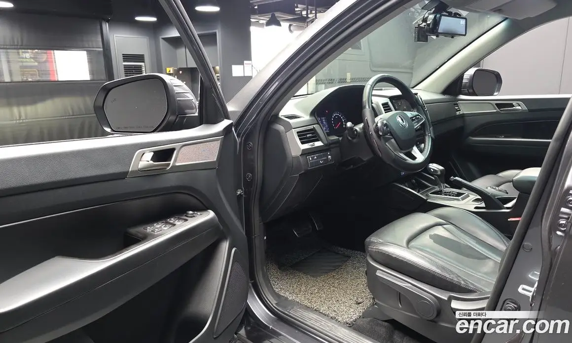 SsangYong Rexton 2018 2.2 автомат (гидро), фото 13 SsangYong Rexton 2018 2.2 автомат (гидро), фото 13