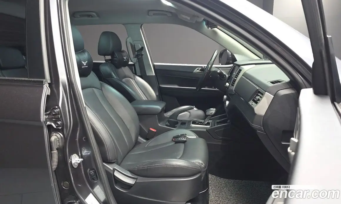 SsangYong Rexton 2018 2.2 автомат (гидро), фото 16 SsangYong Rexton 2018 2.2 автомат (гидро), фото 16