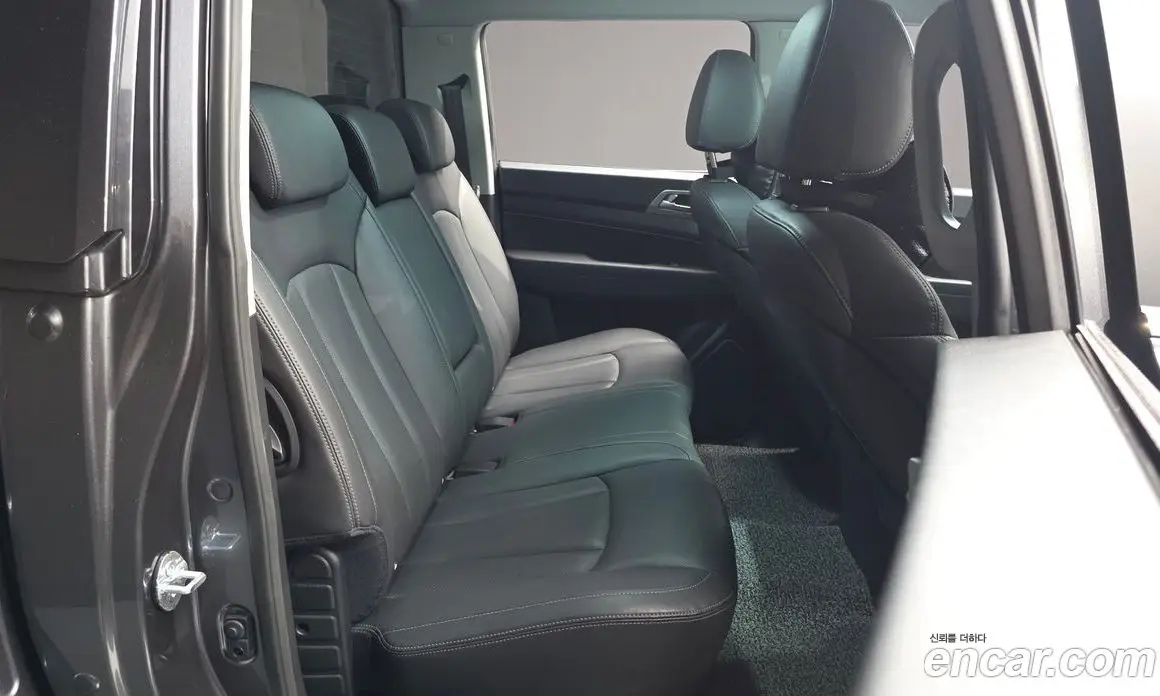 SsangYong Rexton 2018 2.2 автомат (гидро), фото 17 SsangYong Rexton 2018 2.2 автомат (гидро), фото 17