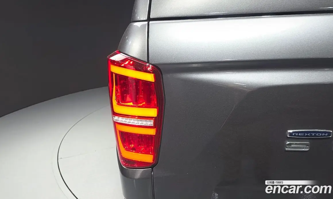 SsangYong Rexton 2018 2.2 автомат (гидро), фото 9 SsangYong Rexton 2018 2.2 автомат (гидро), фото 9