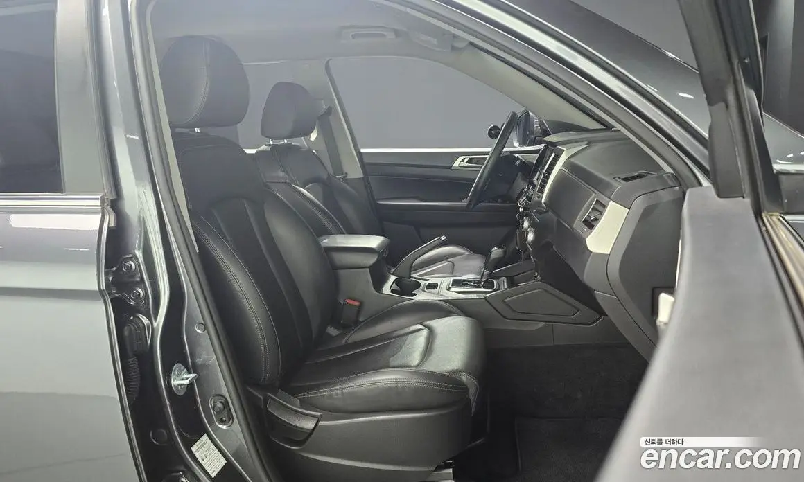 SsangYong Rexton 2018 2.2 автомат (гидро), фото 11 SsangYong Rexton 2018 2.2 автомат (гидро), фото 11