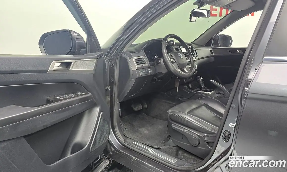 SsangYong Rexton 2018 2.2 автомат (гидро), фото 10 SsangYong Rexton 2018 2.2 автомат (гидро), фото 10