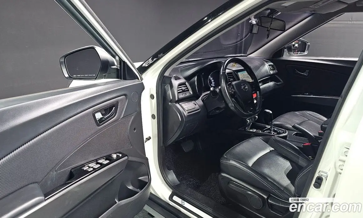 SsangYong TIBOLI 2016 1.6 автомат (гидро), фото 13
