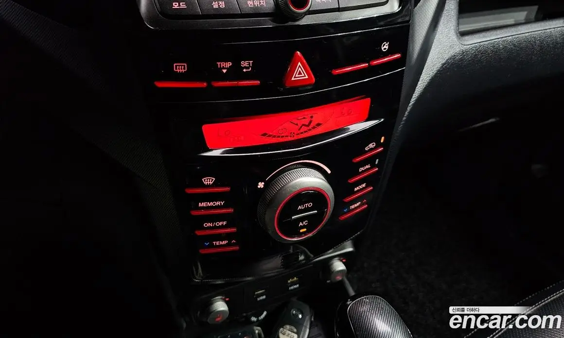 SsangYong TIBOLI 2016 1.6 автомат (гидро), фото 22