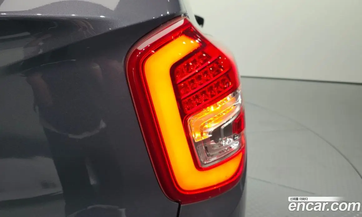 SsangYong TIBOLI 2018 1.6 автомат (гидро), фото 8