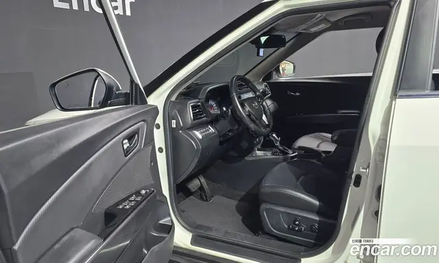 SsangYong TIBOLI 2022 1.5 автомат (гидро), миниатюра 10