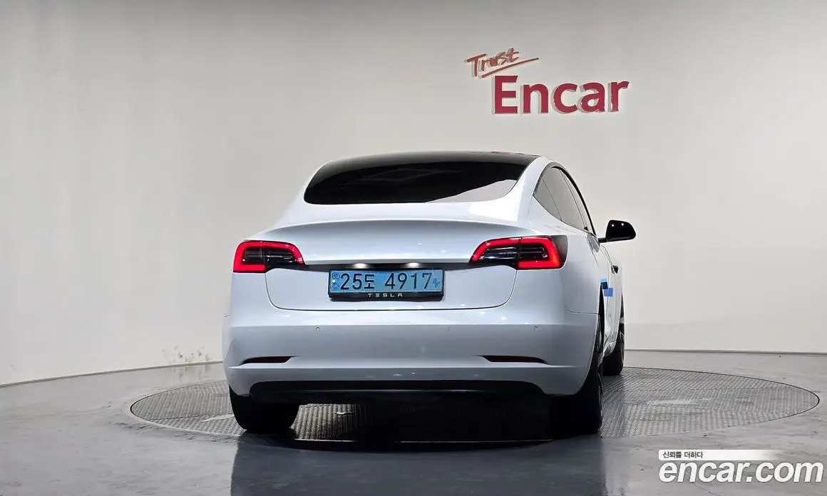 Tesla Model 3 2022 0.2 автомат (гидро), фото 4 Tesla Model 3 2022 0.2 автомат (гидро), фото 4