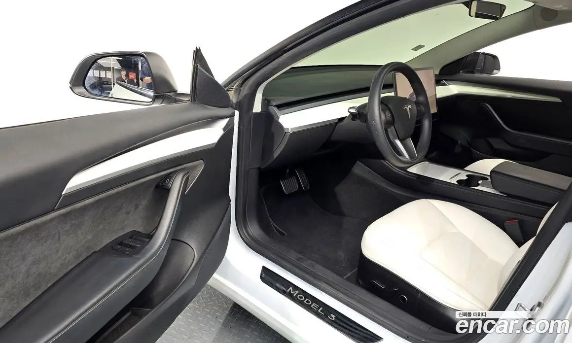 Tesla Model 3 2022 0.2 автомат (гидро), фото 10 Tesla Model 3 2022 0.2 автомат (гидро), фото 10