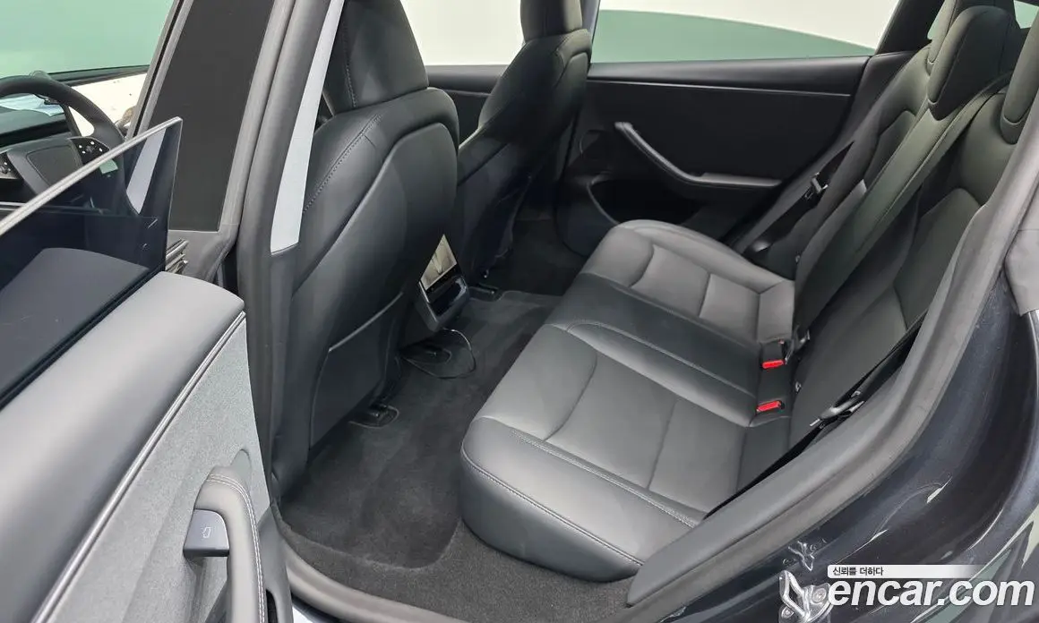 Tesla Model 3 2025 0.2 автомат (гидро), фото 12 Tesla Model 3 2025 0.2 автомат (гидро), фото 12