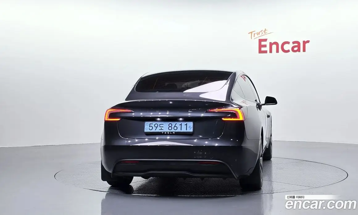 Tesla Model 3 2025 0.2 автомат (гидро), фото 4 Tesla Model 3 2025 0.2 автомат (гидро), фото 4