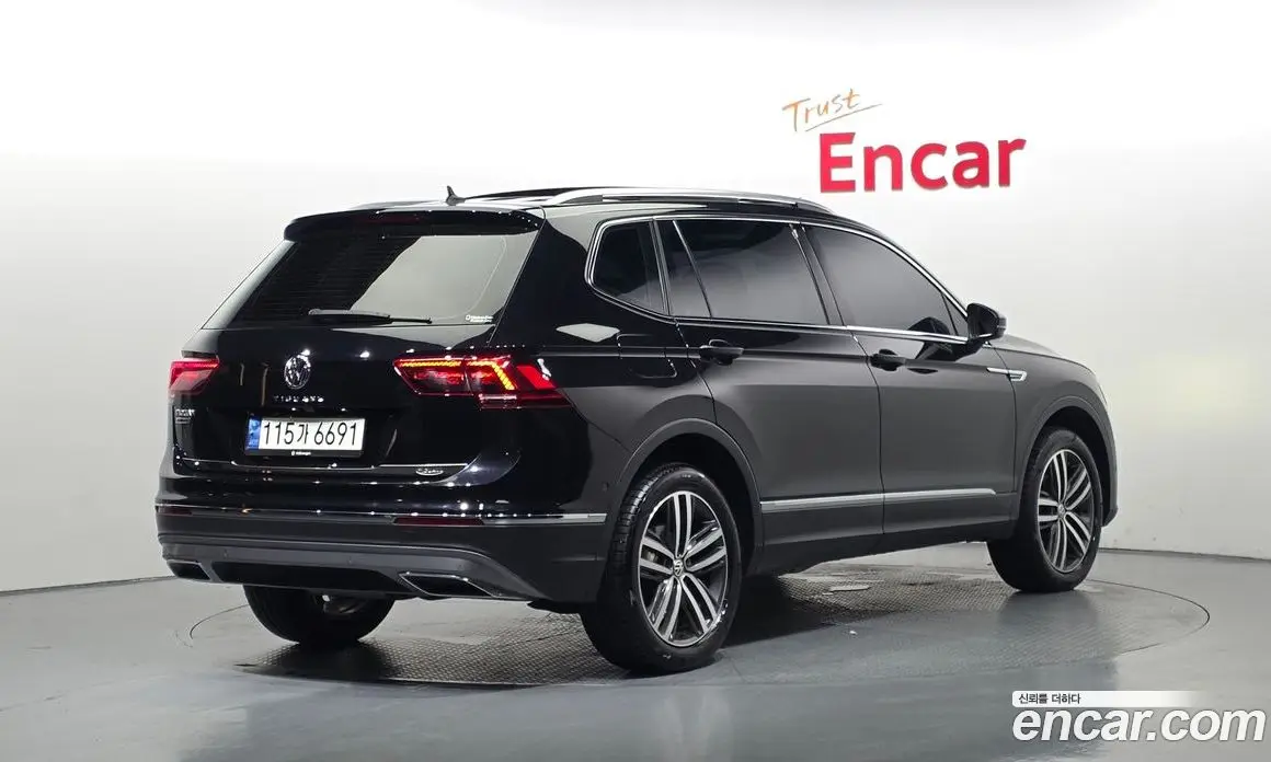 Volkswagen Tiguan 2020 2.0 автомат (гидро), фото 2 Volkswagen Tiguan 2020 2.0 автомат (гидро), фото 2
