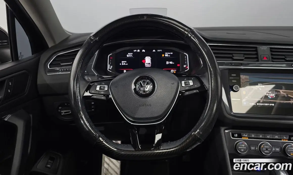 Volkswagen Tiguan 2020 2.0 автомат (гидро), фото 19 Volkswagen Tiguan 2020 2.0 автомат (гидро), фото 19