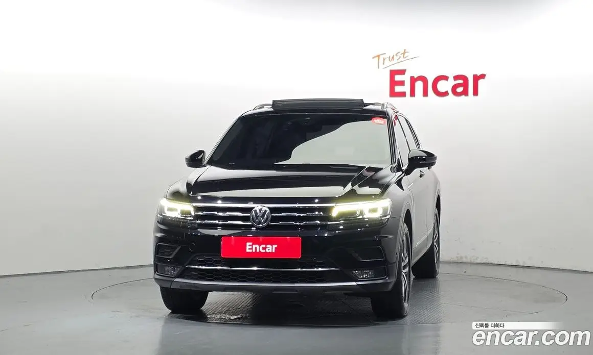 Volkswagen Tiguan 2020 2.0 автомат (гидро), фото 3 Volkswagen Tiguan 2020 2.0 автомат (гидро), фото 3