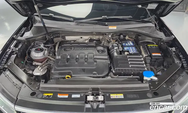 Volkswagen Tiguan 2020 2.0 автомат (гидро), миниатюра 6 Volkswagen Tiguan 2020 2.0 автомат (гидро), миниатюра 6
