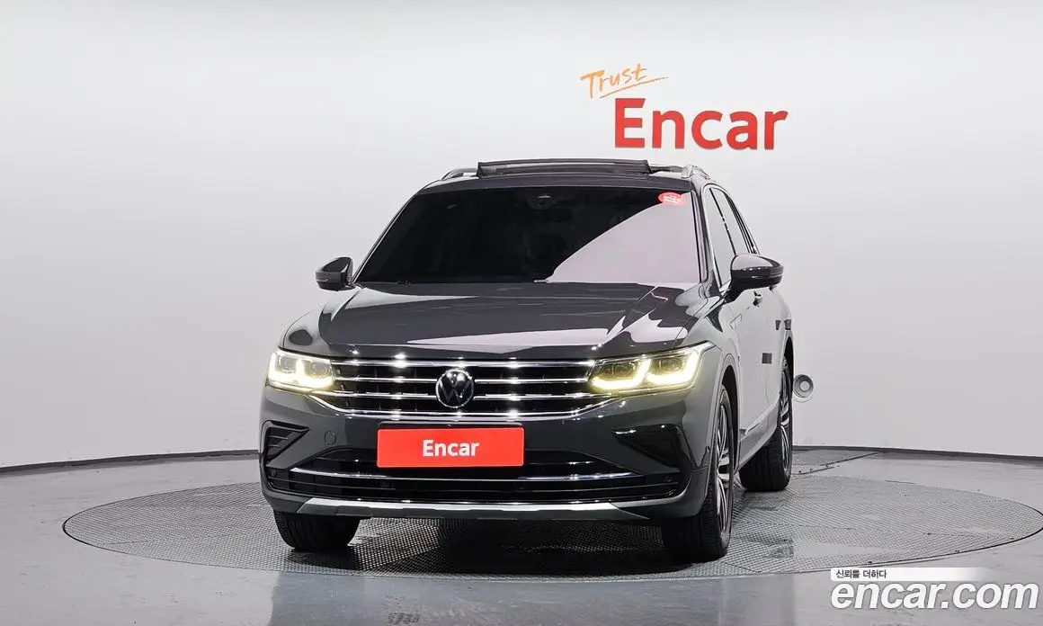 Volkswagen Tiguan 2021 2.0 автомат (гидро), фото 3 Volkswagen Tiguan 2021 2.0 автомат (гидро), фото 3